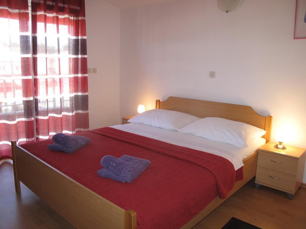 Apartments Mia Stari Grad  Bagian luar foto