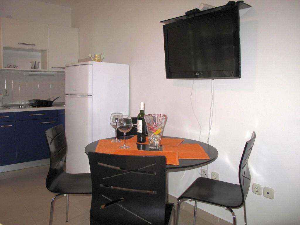 Apartments Mia Stari Grad  Bagian luar foto
