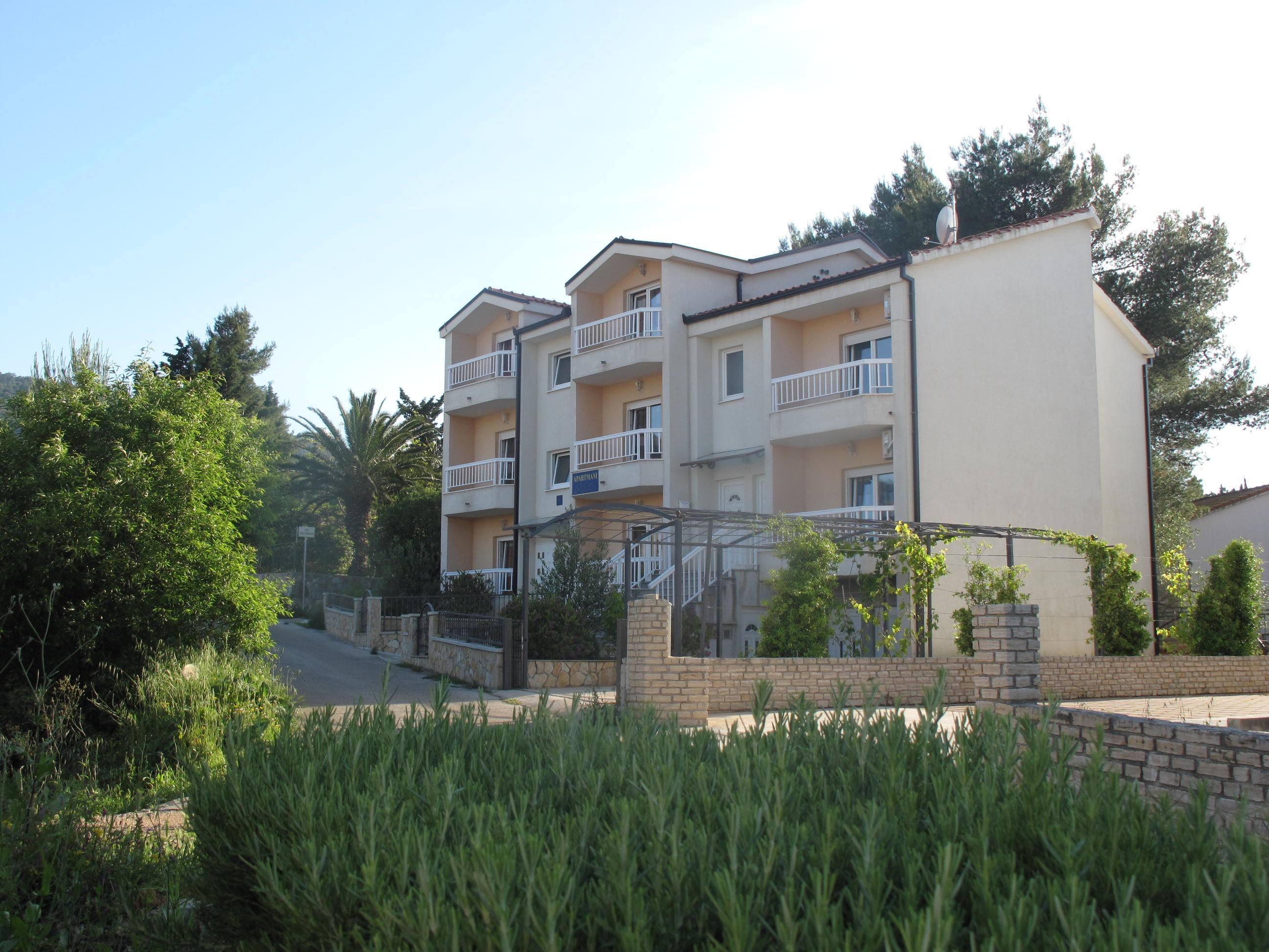 Apartments Mia Stari Grad  Bagian luar foto